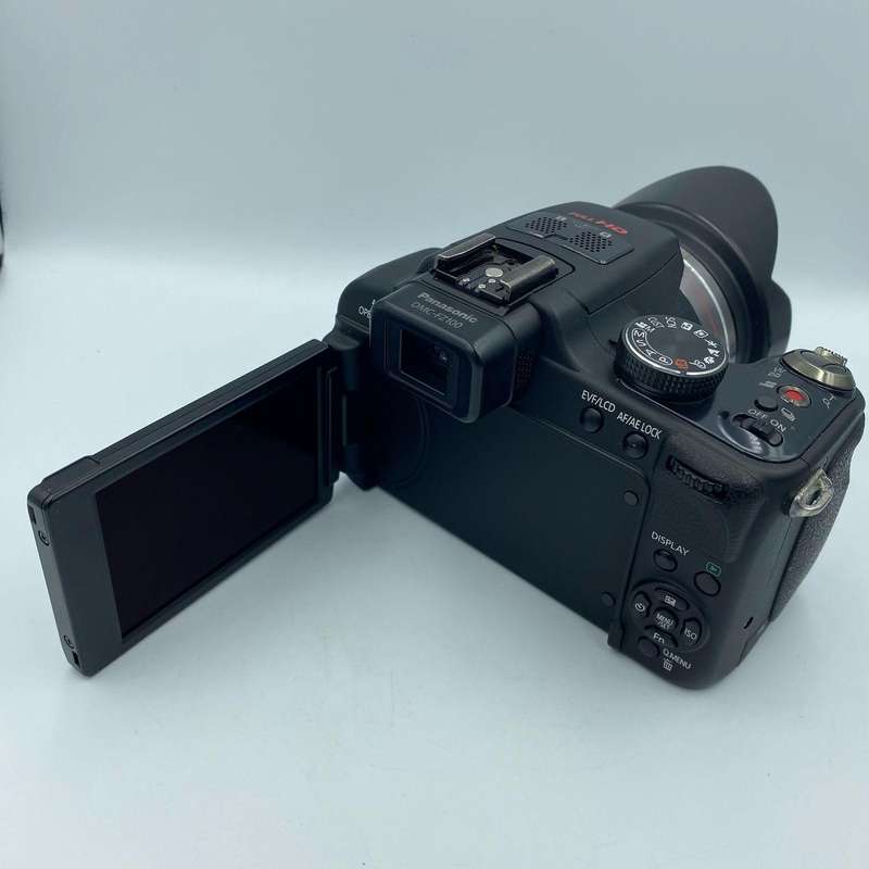 Panasonic Lumix DMC-FZ100 Digital Camera (24x Optical Zoom, 14MP) Black