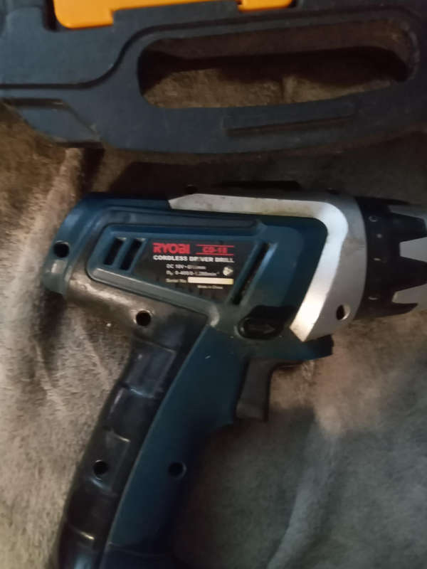 Ryobi x 3 cordless drills