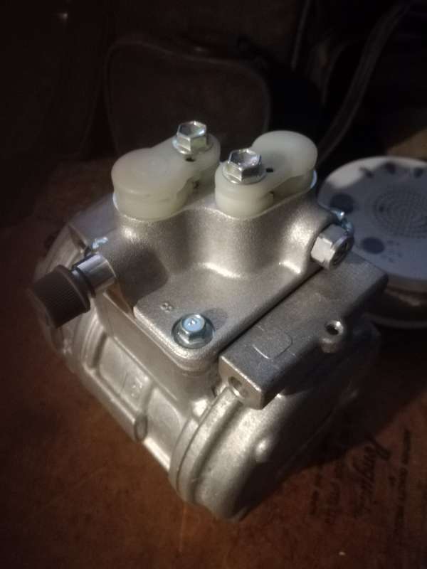 Denso HFC134A car airconditioner new