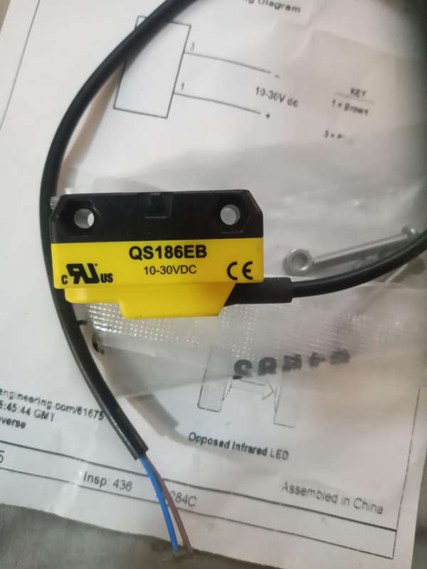 Photoelectric sensor BANNER QS186EB
