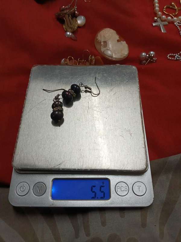 Pearl earrings 10mm black double