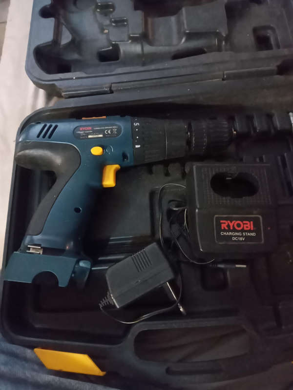 Ryobi cbd 1826 vrk cordless drill + 2 more