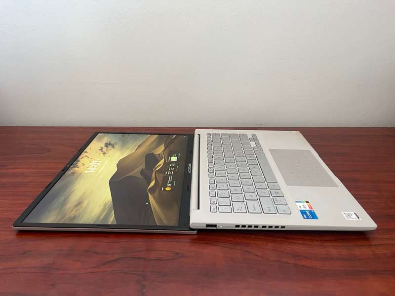 ASUS adol ADOLBOOK 14