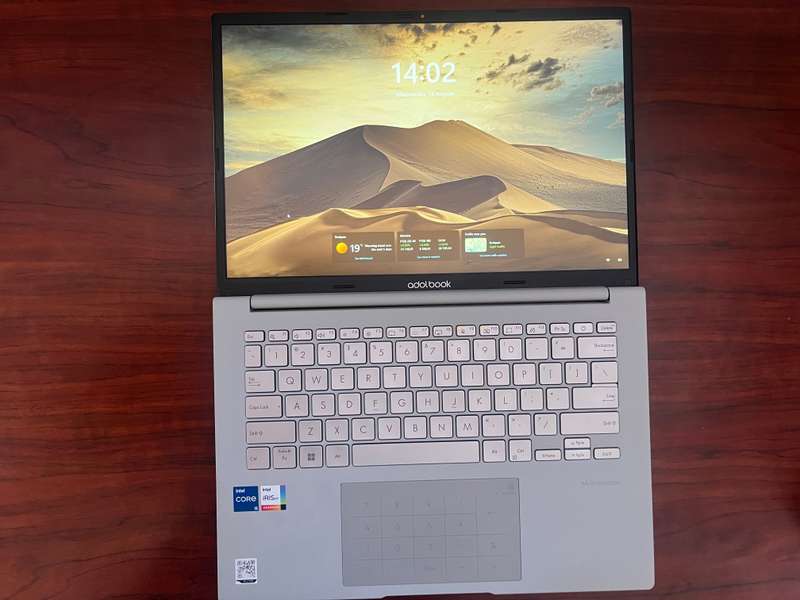 ASUS adol ADOLBOOK 14