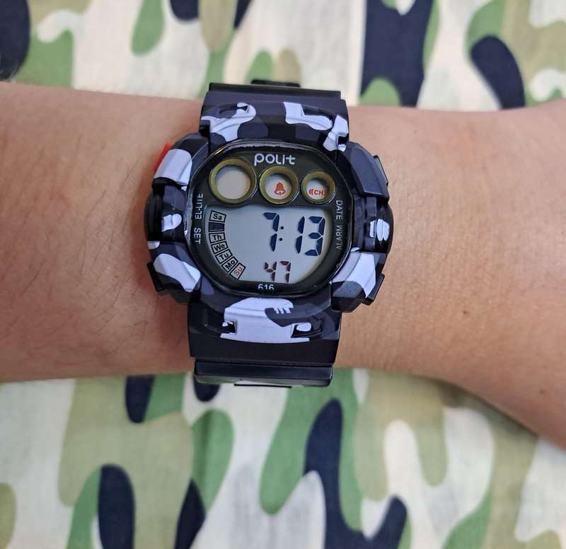 Kiddies digital sports watch, Army style, Waterproof (35 bar), 12/24