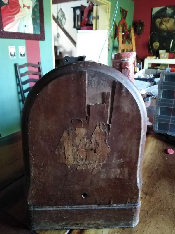 Beautiful Antique Singer Sewing Machine (1910)  Functional