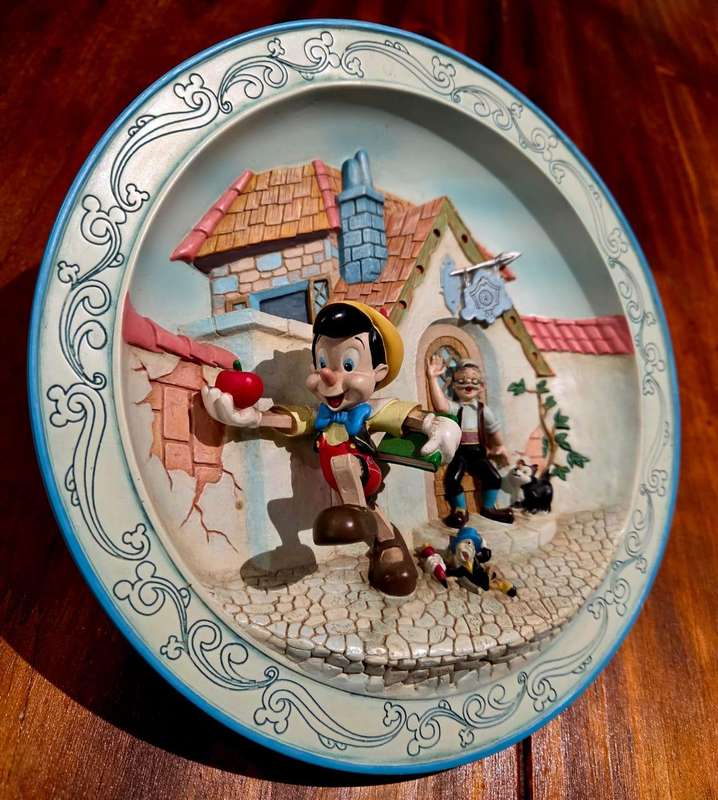 Disney Pinocchio 1940 Animated Classics 3D Plate - Rare