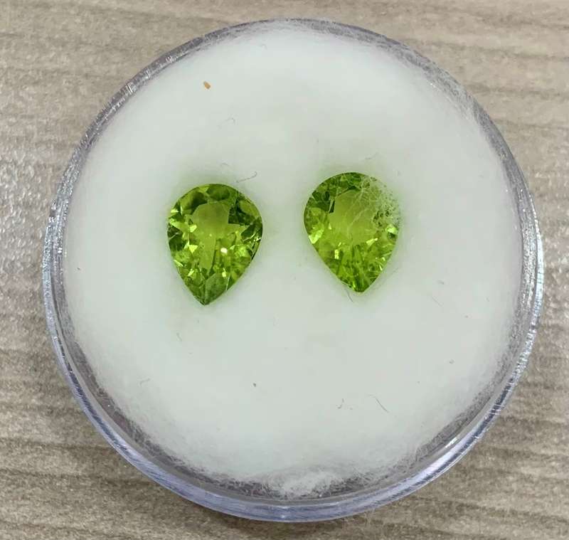 2.73 Ct Peridot Pair. Pear Cut