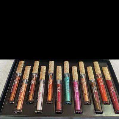 Huda Liquid Eyeshadow Glitter Set(set of 12)