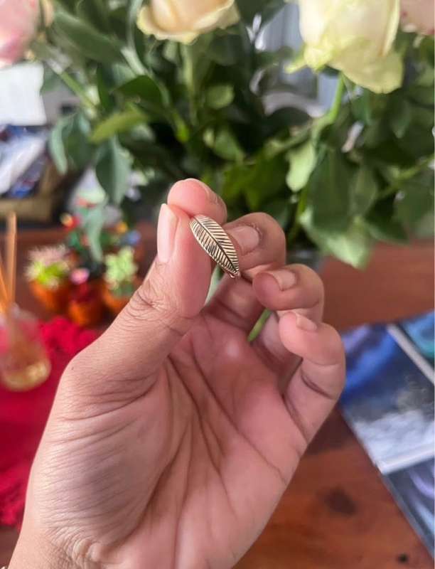 Dear Rae 9ct gold palm ring