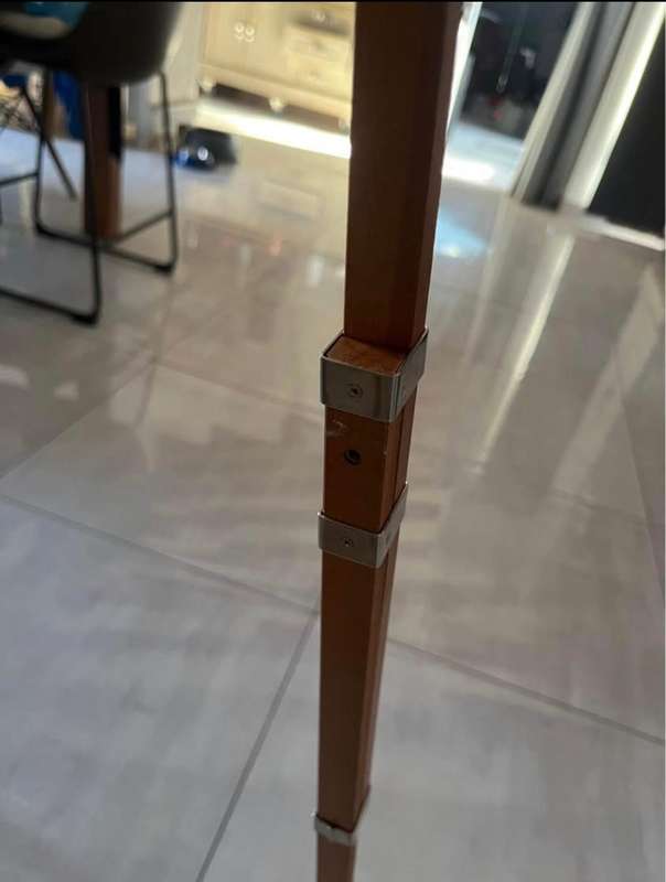 Holbein wood portable easel