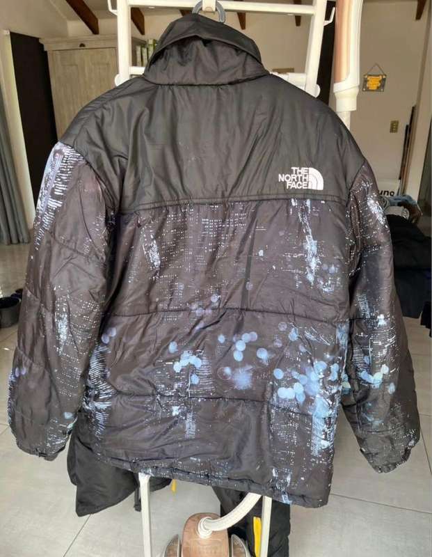 North face x supreme jacket