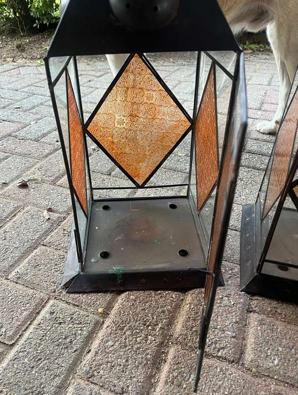 2 x stained glass lanterns