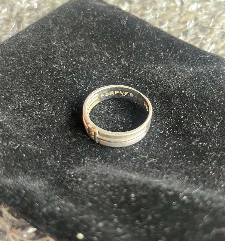 9ct white gold mens ring