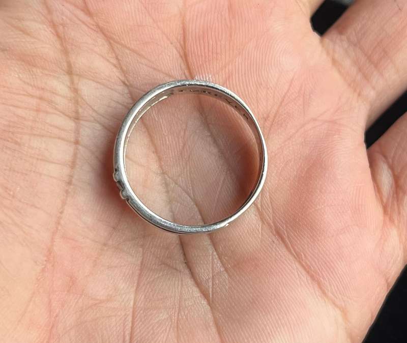 9ct white gold mens ring