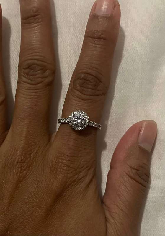 9ct white gold halo ring