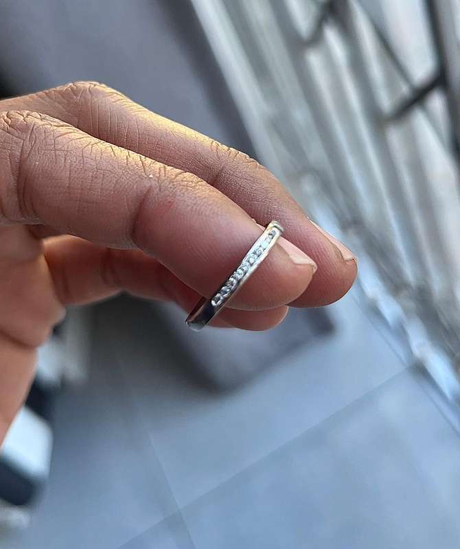 18ct diamond channel ring