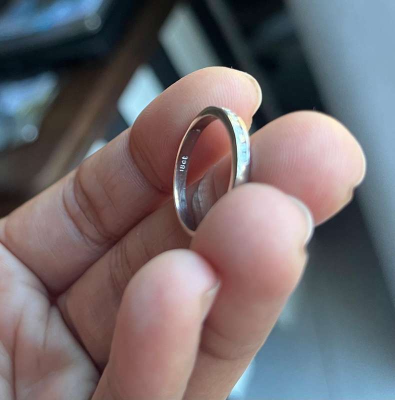 18ct diamond channel ring