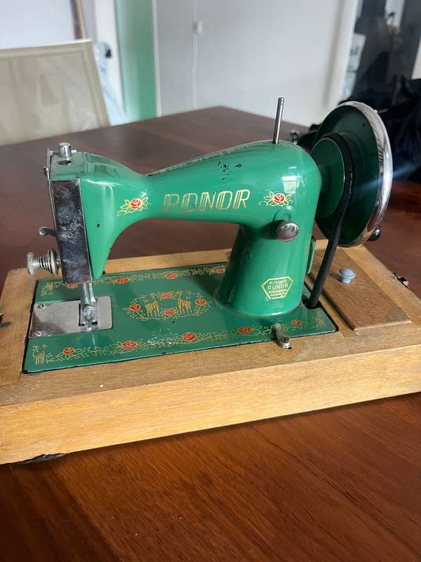 Vintage ronor sewing machine