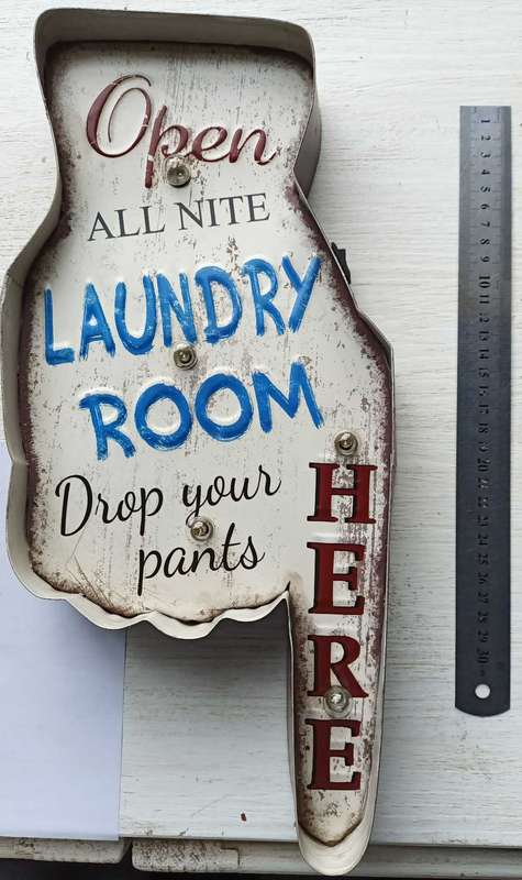 Laundry sign
