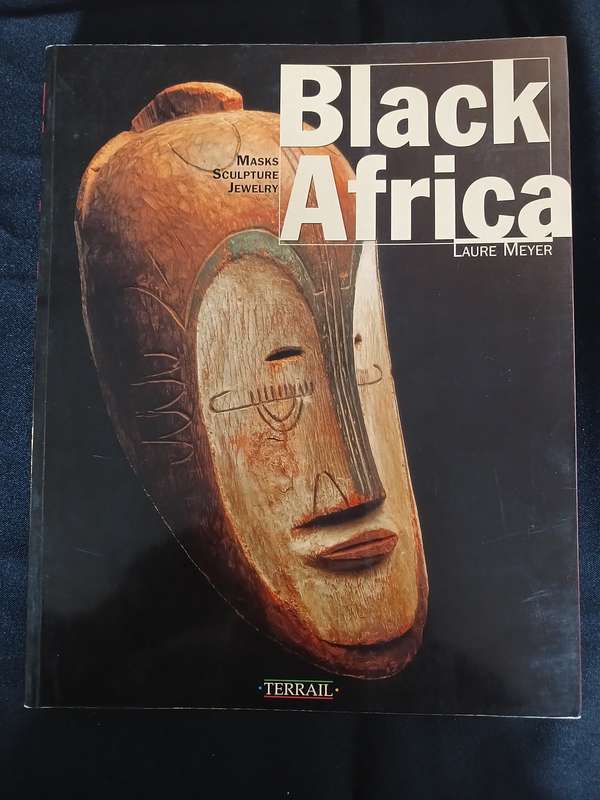 Black Africa- Laure Meyer  (softcover)