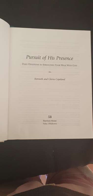 Pursuit of His Presence (daILY Devotions )Kenneth and Gloria Copeland