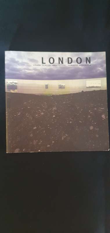 London (A Guide to recent Architecture)