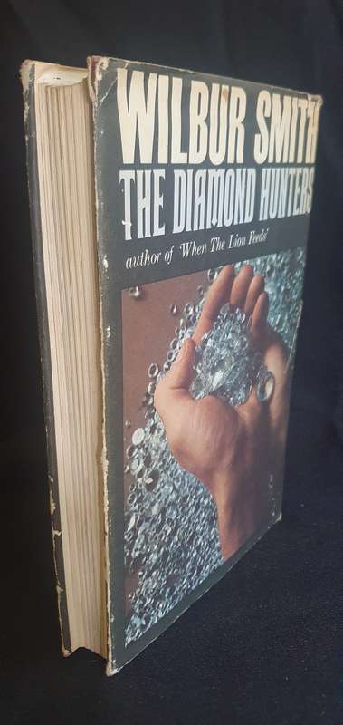 The Diamond Hunters - Wilbur Smith