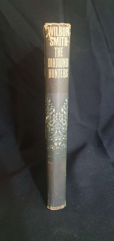 The Diamond Hunters - Wilbur Smith