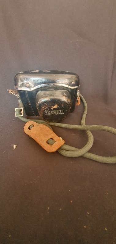 Yashica Minister 35 mm  camera