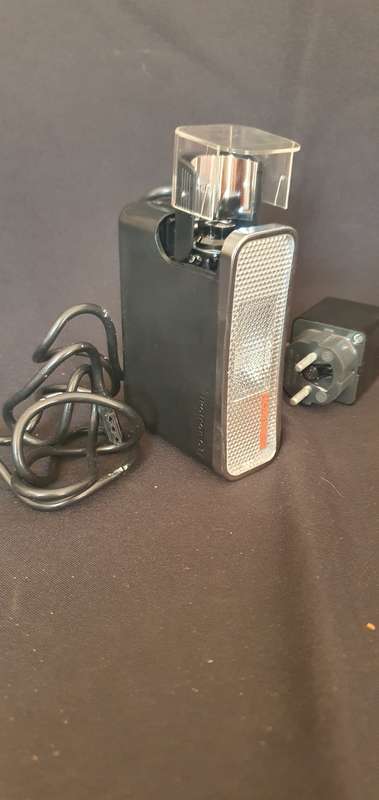 ZEISS IKOTRON C1 SLR vintage film camera flash boxed Ikon cable manual
