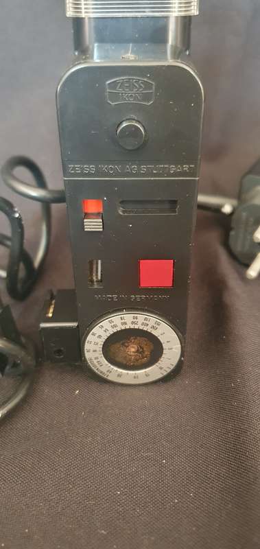 ZEISS IKOTRON C1 SLR vintage film camera flash boxed Ikon cable manual