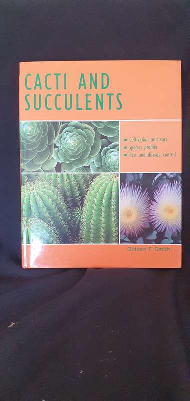 Cacti and Succulents - Gideon F Smith