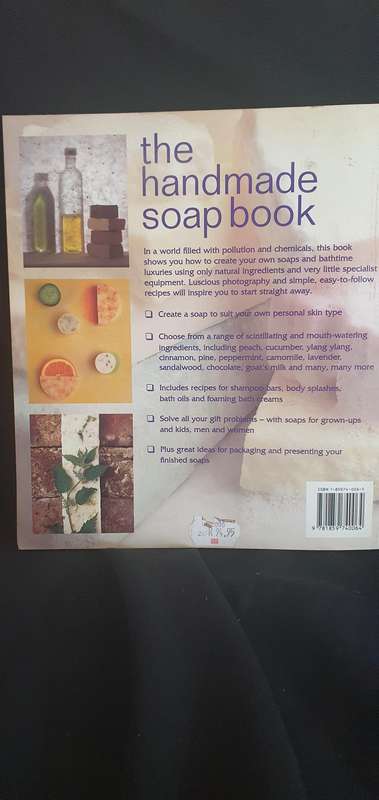 The Handmade Soapbook - Melinda Coss