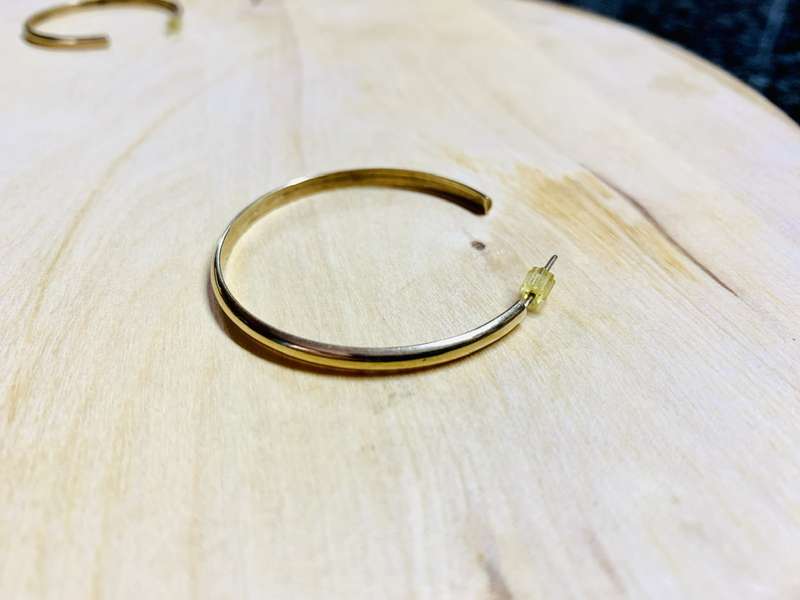 2 x Solid Gold Earrings - 9 carat / 375 (2.95g)
