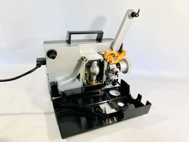 Vintage Cabin MP-250 Super 8 Film Projector  Working