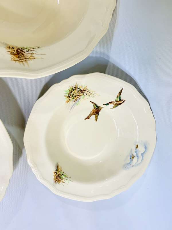 Alfred Meakin Wildfowl Serving and Dessert Bowl Set  Vintage English Pottery