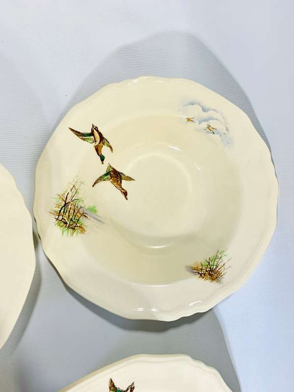 Alfred Meakin Wildfowl Serving and Dessert Bowl Set  Vintage English Pottery