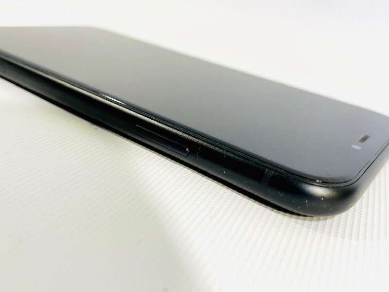 iPhone XR 64GB