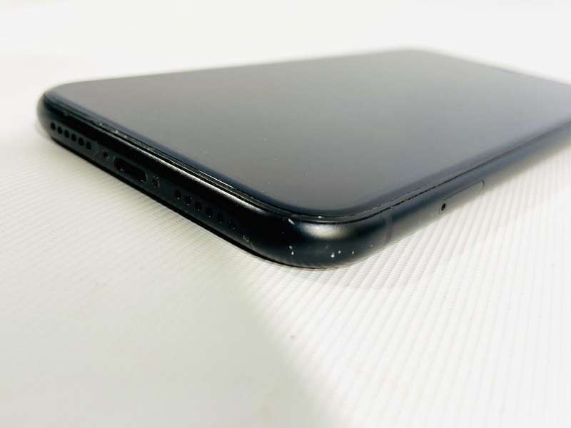iPhone XR 64GB