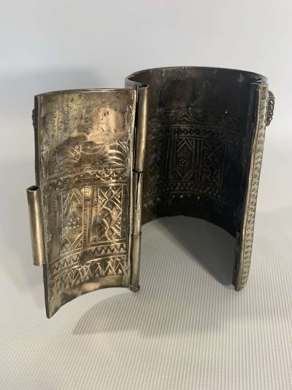Decorative Arabian Bracelet
