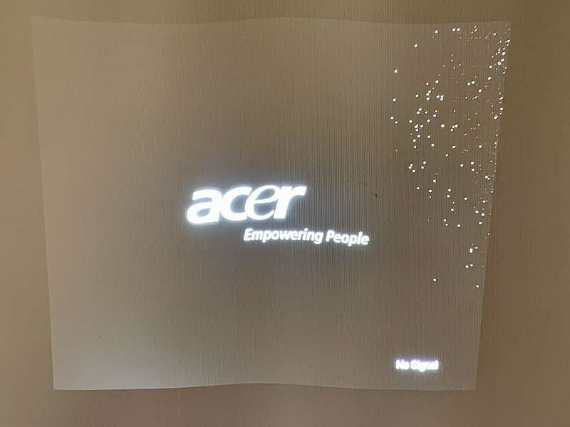 Acer X1130K DLP Projector (read description)