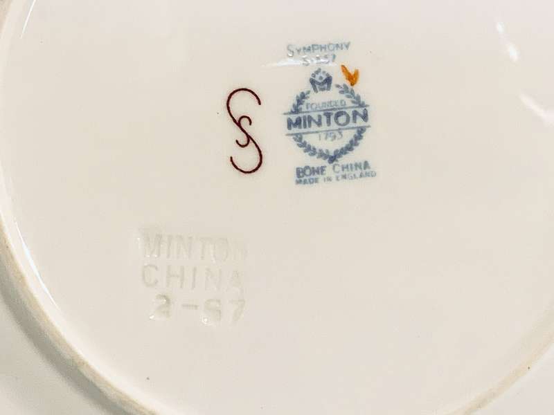 Exquisite Minton Bone China Teacup Trio  Symphony Pattern (S-557)