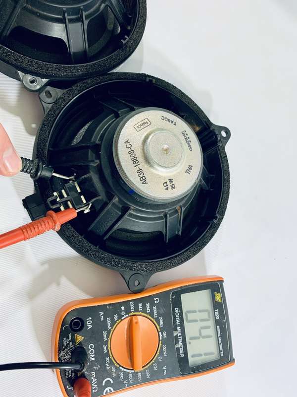 OEM Ford Door Speakers AB39-18808-CA  6.5 (4, 25W)  Set of 2