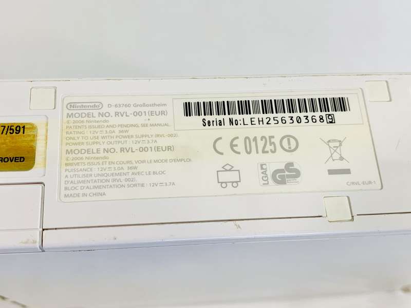 Nintendo Wii Console with Accessories (please read description)