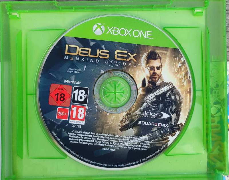 Xbox One S 1TB + 5 games