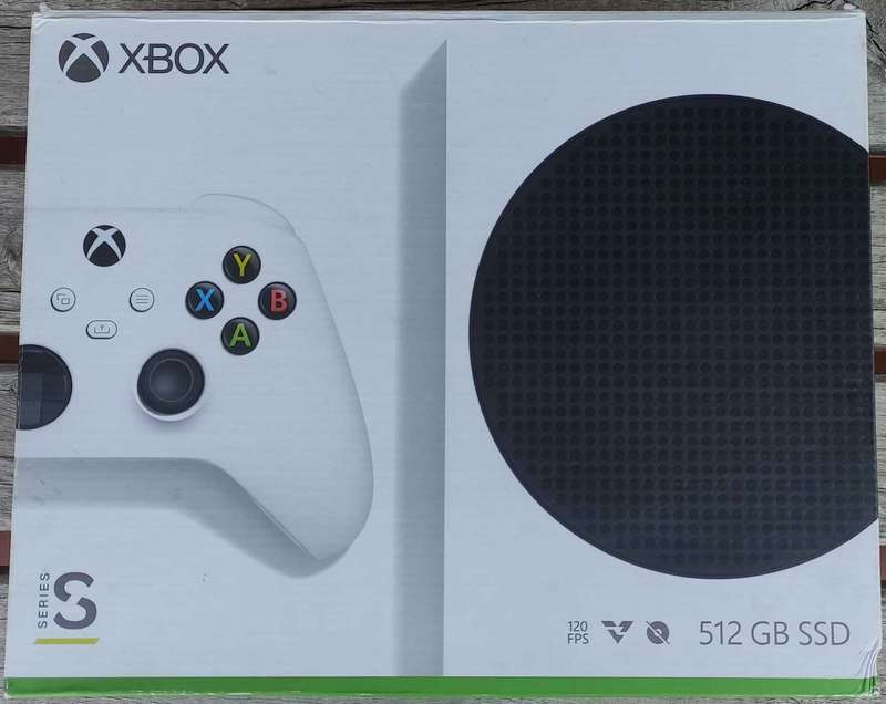 Xbox Series S + Controller