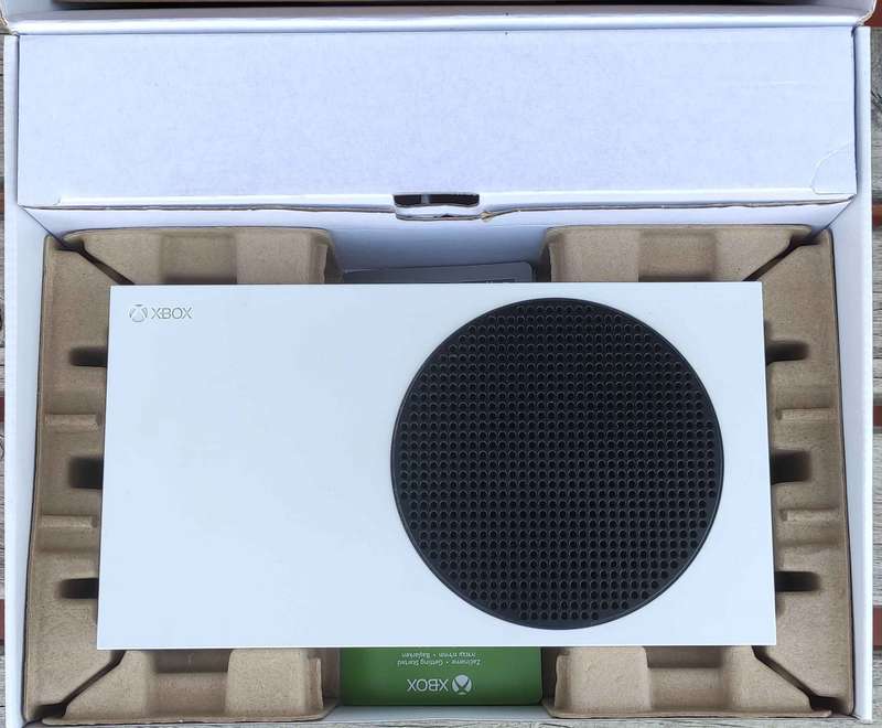 Xbox Series S + Controller