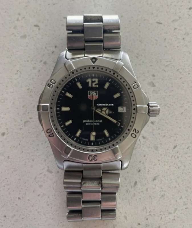 Tag Heuer Mens 2000 Classic Quartz Black Dial WK1110