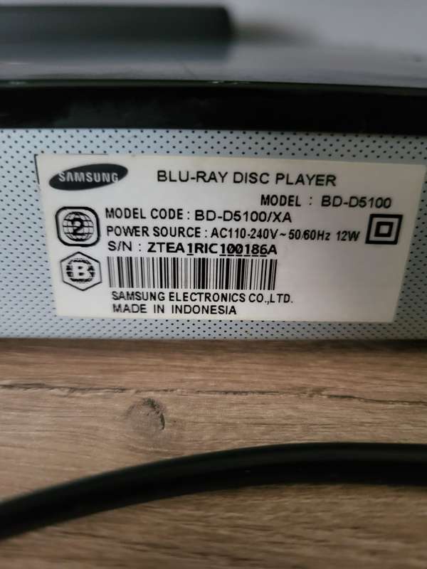 Samsung BD - D5100 Blu-Ray CD Player